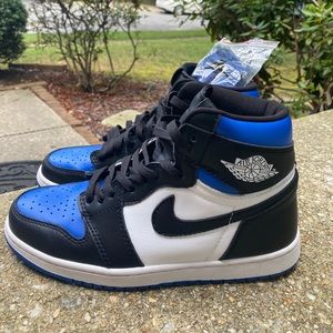 Air Jordan 1 Retro High OG ‘Royal Toe’